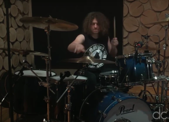 Van Halen – Hot For The Teacher (drum cover)